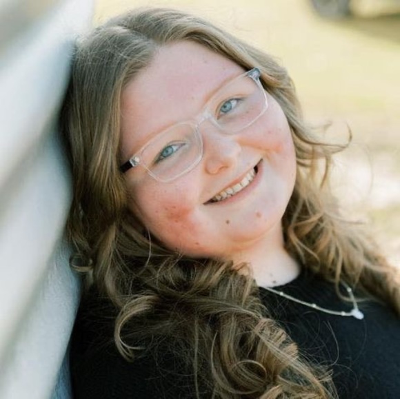 lesleyunglesbee